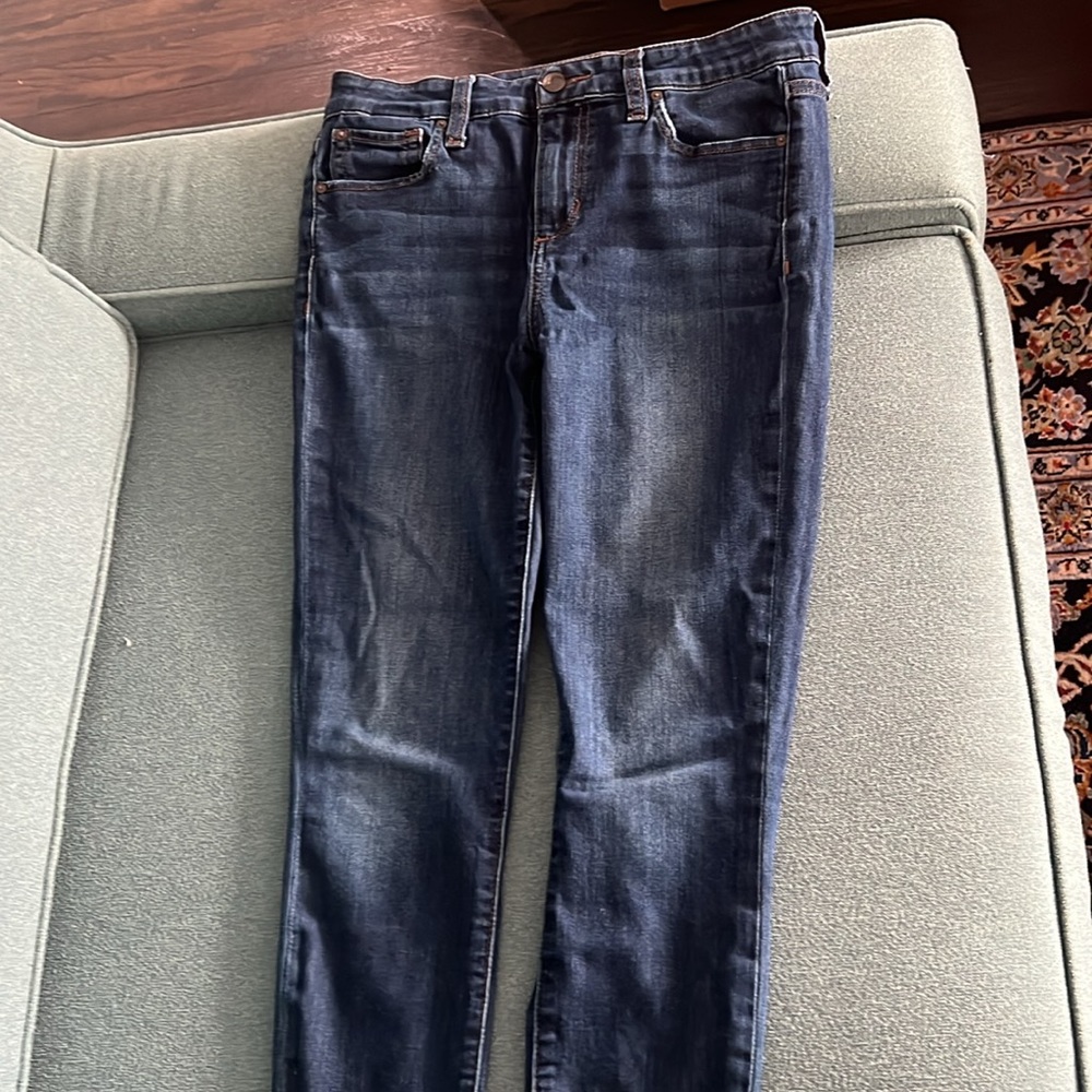 JOE’S The Icon mid rise skinny ankle jeans